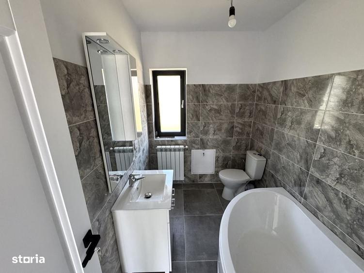 Casă cu 3 camere în Bucium