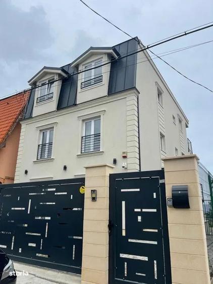 Oportunitate l casa cu 4 apartamente l ideal airbnb l Andrei Muresanu - 1
