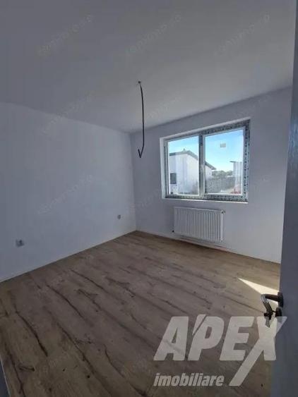 Vanzare casa parter cu 4 camere Vedere la lac| Crevedia -Strada Caisului - 6