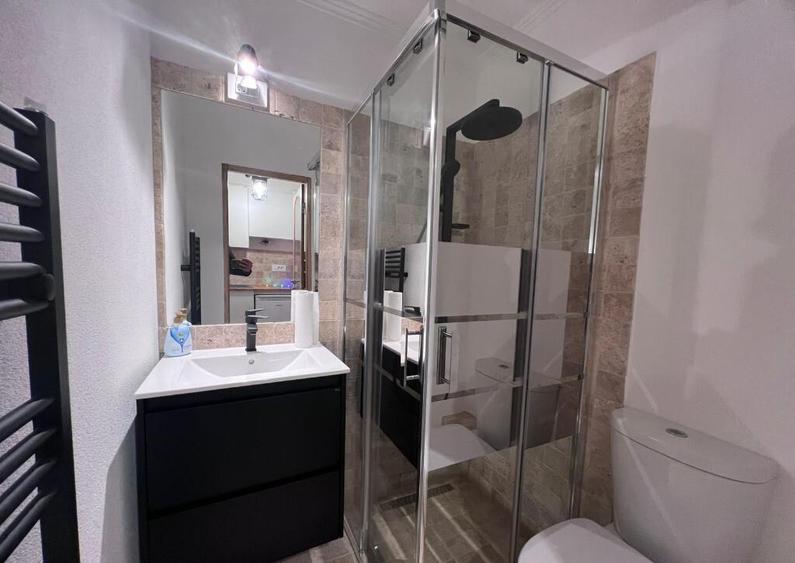 Apartament o camera,zona Progresul - 6