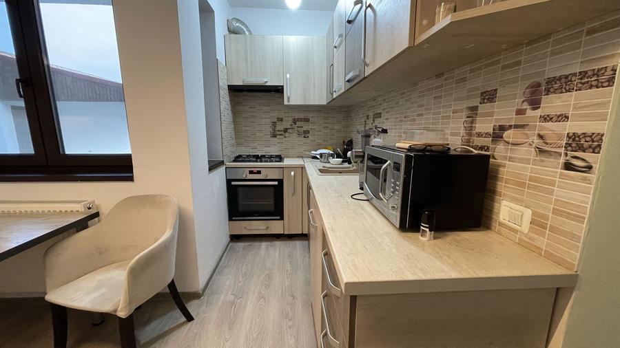 Casa moderna P+1E,spatioasa,teren 700 mp in Sacalaz - 8