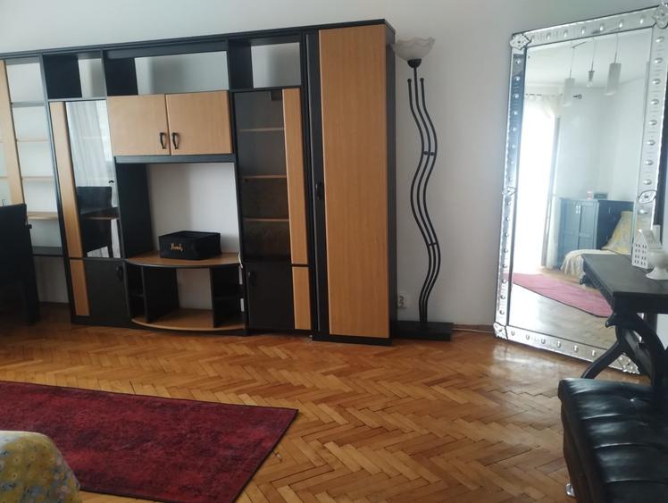 Politahnica 3 camere spatios - 2