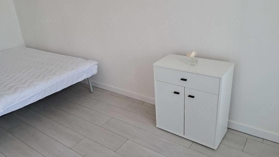 Proprietar inchiriez ap in Complex - 2 cam nedecomandat - 5