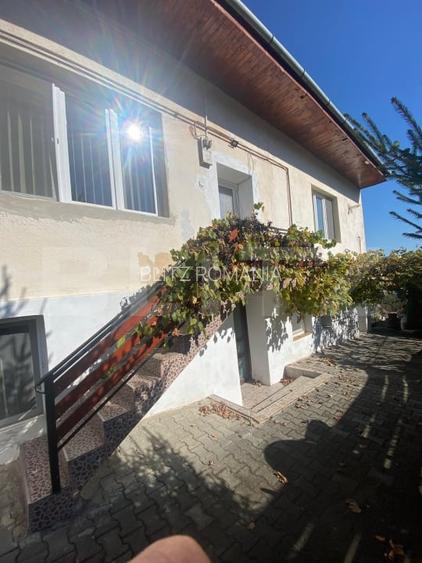 Apartament 3 camere cu curte, in centru Blaj