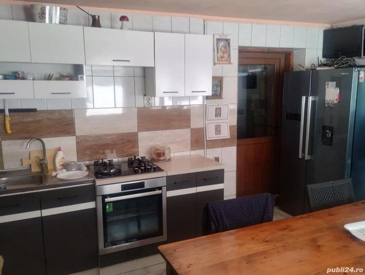 Vand casa P+M 243 mp, curte 2000 mp in jude?ul Ialomi?a de - 2