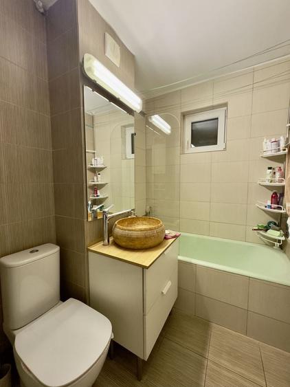 Lipovei, Centrala proprie, 54 MP - 10