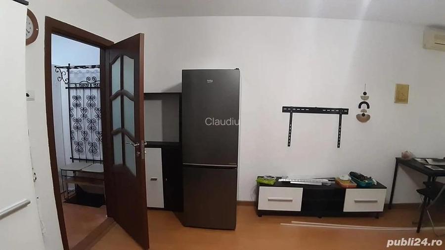 Garsoniera Piata Minis Titan