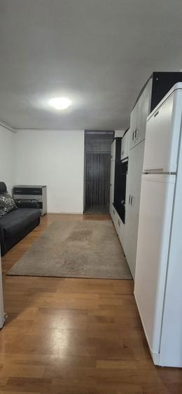 Inchiriez apartament cu o camera ( garsoniera ) - 3