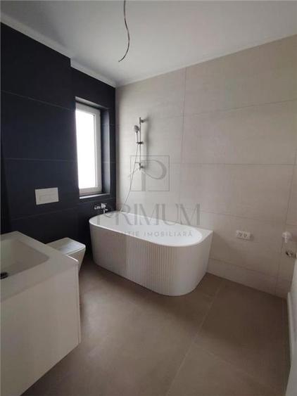 Duplex superb - Zona M CITY - despartit prin camera tehnica - asfalt - toate uti - 10