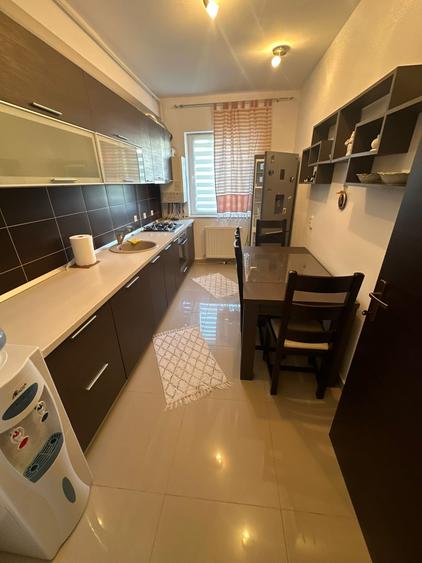 Tomis Plus - 2 camere mobilat-utilat complet,  parcare subterana , termen lung - 18