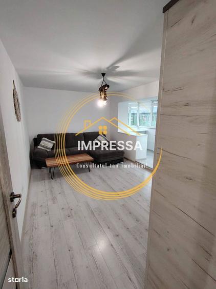 Se vinde apartament 2 camere decomandat langa scoala Miron Costin - 4