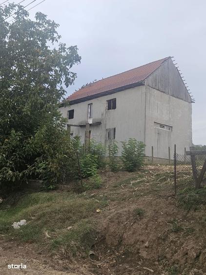 De vanzare casa in Cetariu - 5