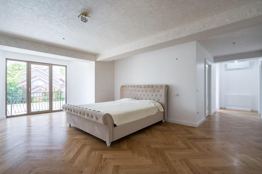 VILA 11 CAMERE - 700MP - PISCINA - PIPERA - COMISION 0% - 14