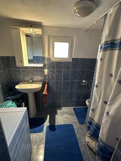 Casa de vanzare in Curtici. - 2