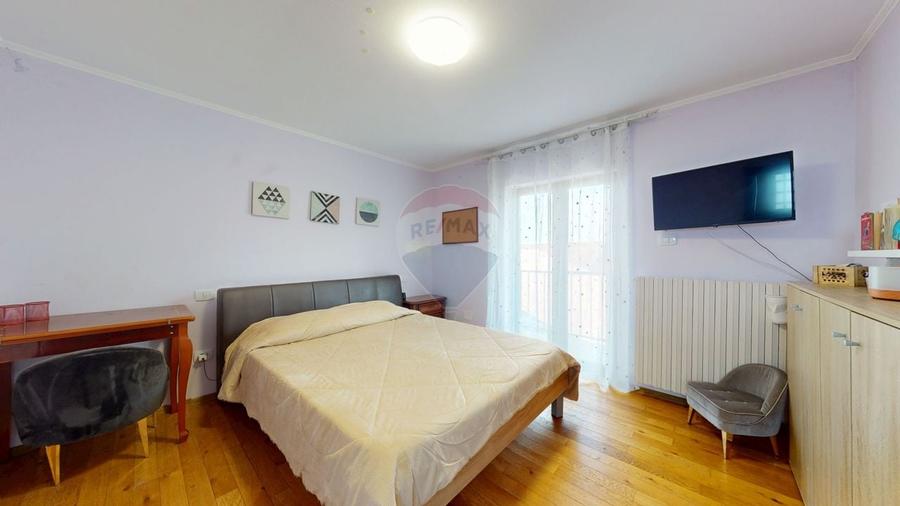 Doua case, 8 camere- oportunitate business - Bod, 2164 mp teren - 2