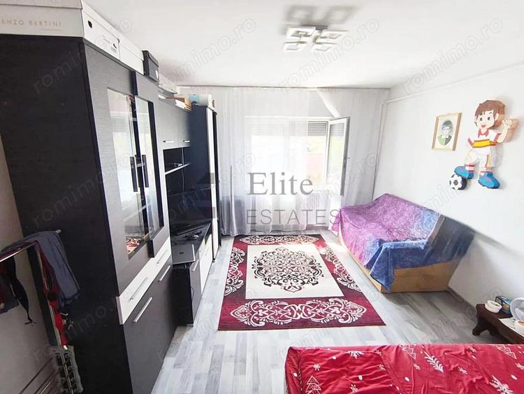 Apartament cu 1 camera de vanzare central in Sanmartin - 1