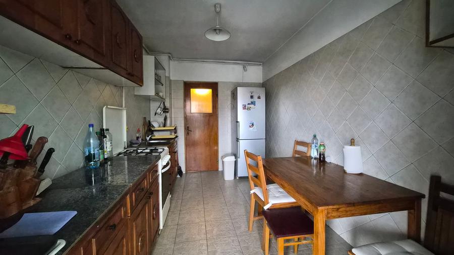 Delfinariu- Ap 3 cam,decomandat,  et4/4 (cu pod) -centrala gaze - 11