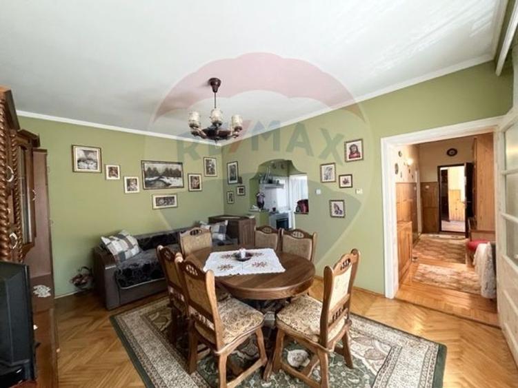 Casă  str. Progresului , Sebes, destinatie : uni/multifamiliala - 6