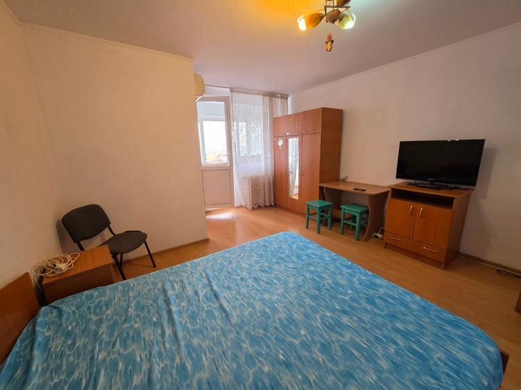 Trapezului, 5 minute metrou 1 Decembrie 1918, bloc 1978, reabilitat - 8