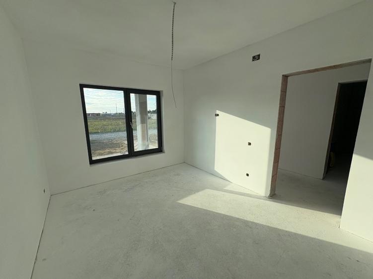 Casa noua parter cu PANOURI FOTOVOLTAICE, teren 553 mp - 6