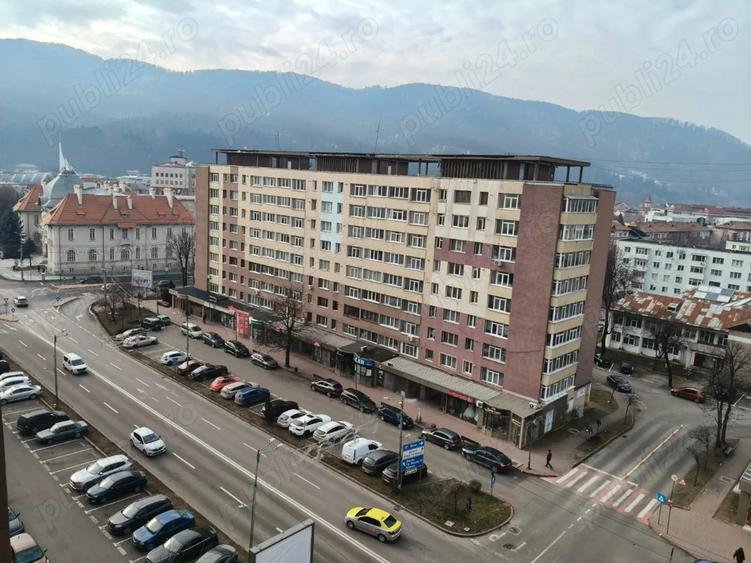 Inchiriez apartament 3 camere ultracentral - 7