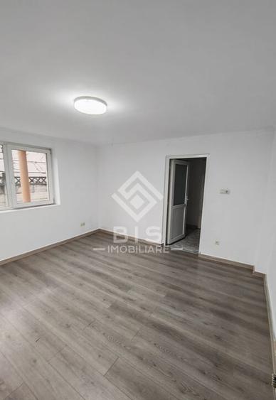 Spa?iu Comercial de Inchiriat.- Andrei Muresanu - 6