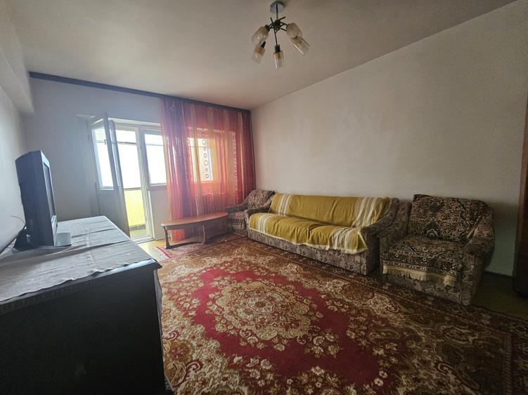 Titan Costin Georgian langa metrou 8/10 decomandat 90 mp doua bai doua balcoane - 1