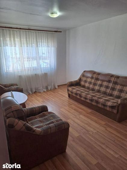 Apartament 3 camere 67 mp, etajul 4/5, zona Bradet - 3