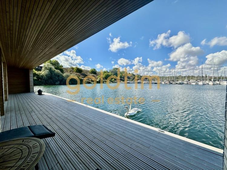 CASA PLUTITOARE/CONSTRUCTIE BETON PLUTITOR/UNICA IN ROMANIA/5 LOCURI DE ACOSTARE - 1