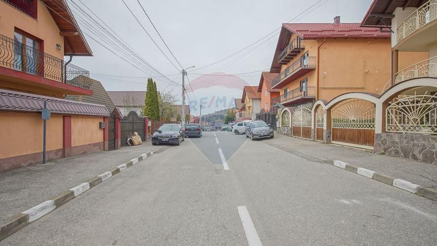 Casă complet mobilată cu garaj și panouri fotovoltaice – Codlea! - 47