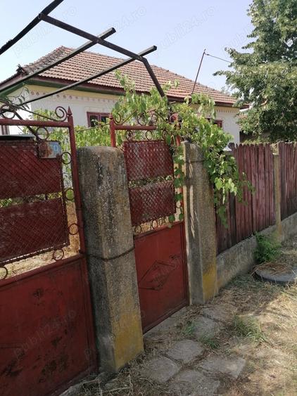 Casa de vanzare in comuna Vrata - 1