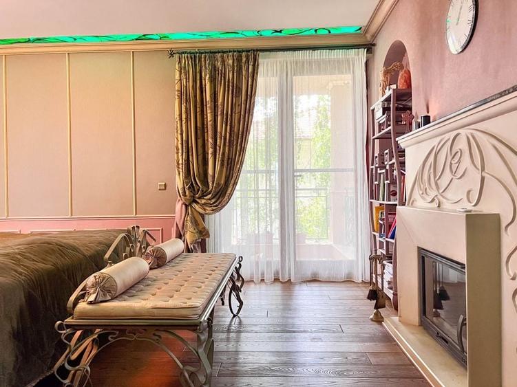 Особая вилла с садом площадью 1000 кв.м в жилом районе Куртя Домняска - 6