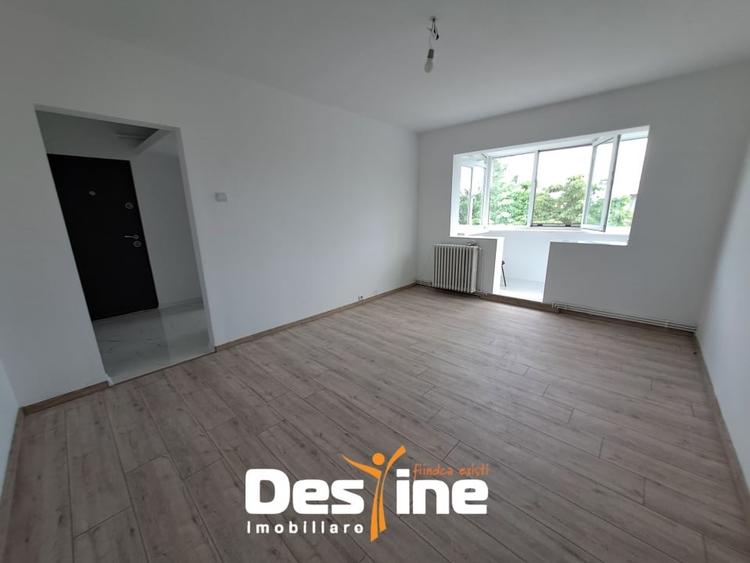 MIRCEA CEL BATRAN, Apartament 2 camere SD, 42 mp, 75.900 euro - 1