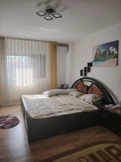 Vand apartament decomandat - 3