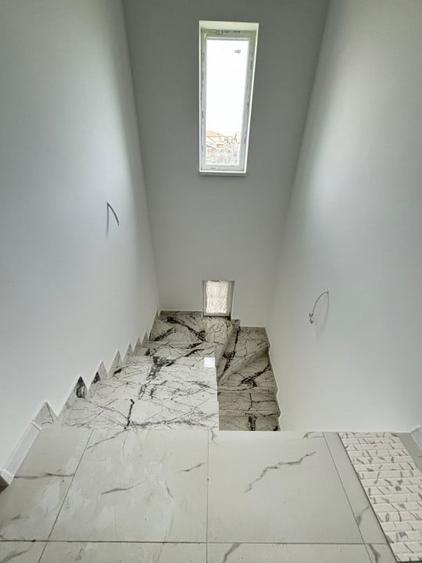 Duplex 4 camere, 110 mp utili, 335 mp teren, toate utilitatile -Giroc - 7