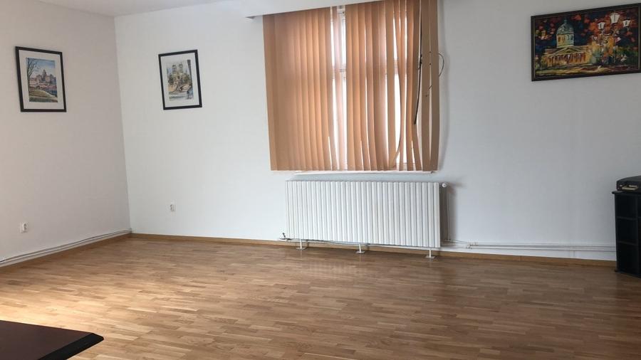 Oferim spre închiriere imobil pentru birouri - 8