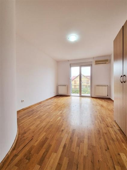 Complex de case Iancu Nicolae | Vanzare vila 7 camere, piscina & gradina proprii - 17