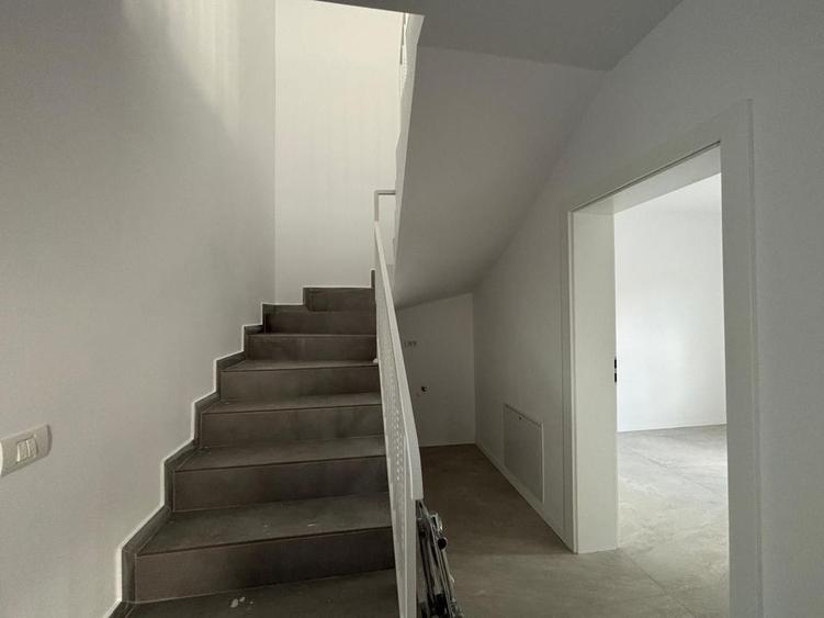 Duplex modern in comuna Sanandrei - 10