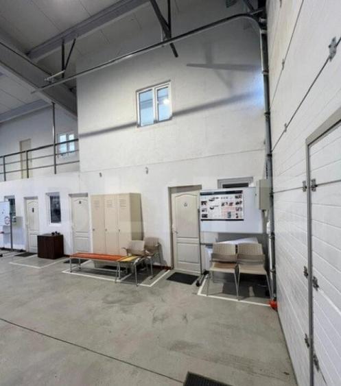 Hala cu acces facil, 2 incaperi, 2500 mp, zona Bulevardul Mu - 7