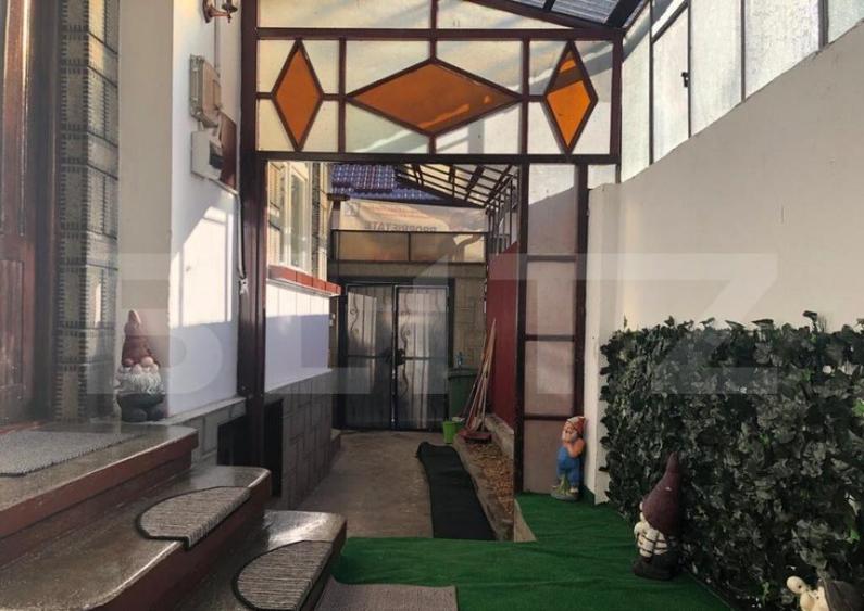 De vanzare, casa in Schei - 4