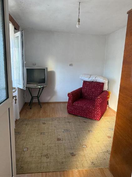 Casa si teren POTMEL?U ( CRAIOVA )1200 MP , la strada - 3