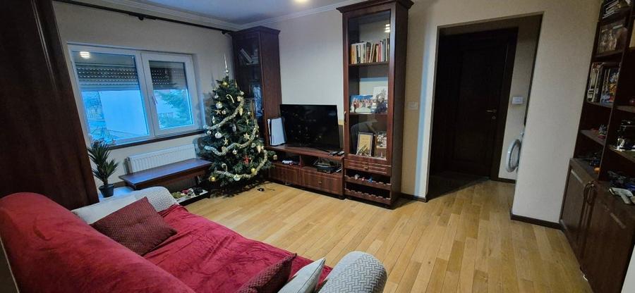 Proprietar vand ap decomandat 4 camere, zona Bucovinei, finisaje lux - 1