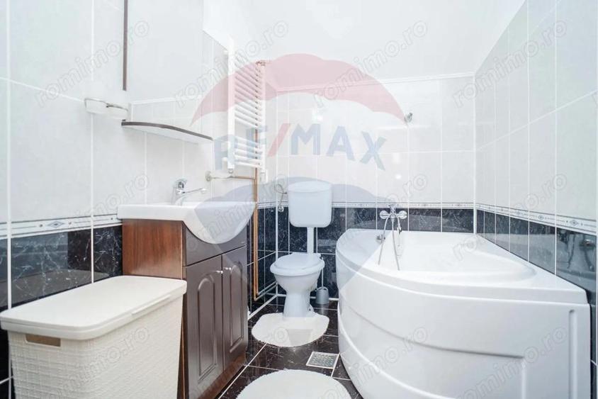 Casa / Vila cu 5 camere de vanzare in zona Central - 13