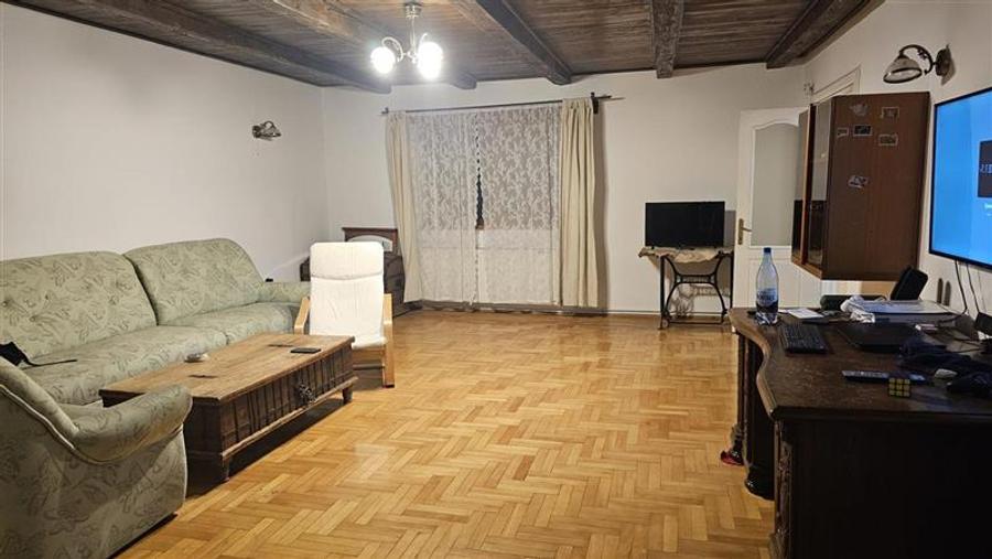 OFERTA REZERVATA!!Pet friendly! Casa singura in curte, cu gradina, Sanpetru, Bra - 1