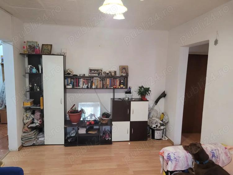 De vanzare apartam 3 camere - 4