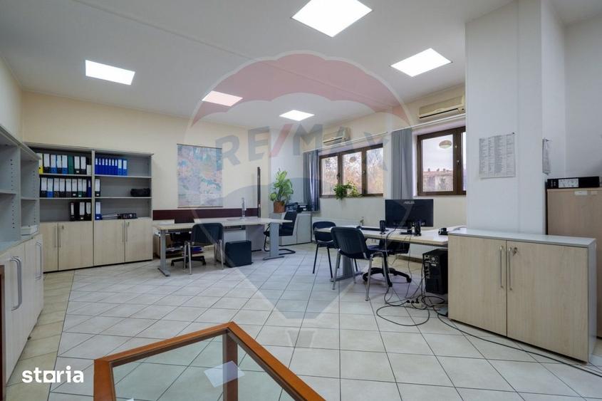 Spațiu comercial, de 1,335 mp, în Unirii