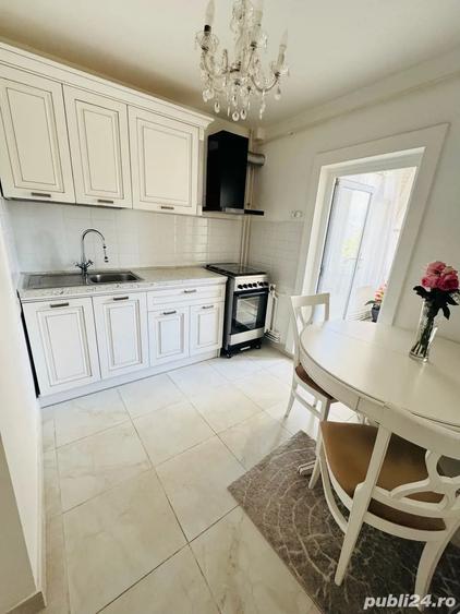 Vand apartament 2 camere Piata Centrala - 3