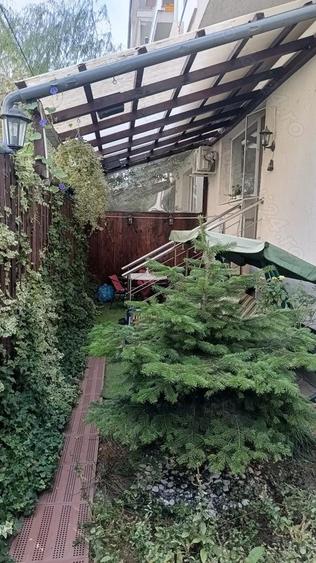 vand apartament cu 3 camere ?i terasa cu loc de parcare subteran. - 1