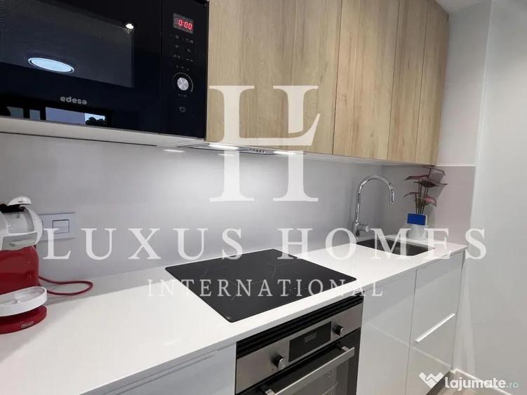 O casa mare, cu terasa, piscina ?i terasa pe acoperi?, situata aproape de mare - 17