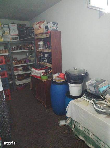 Casă cu 4 camere cu Teren 1564 Mp în Curtici